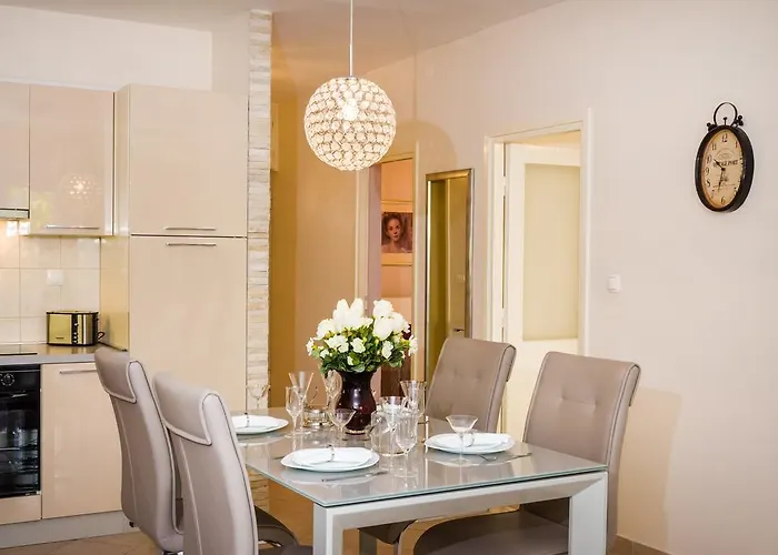 Exclusive Center Apartmán *