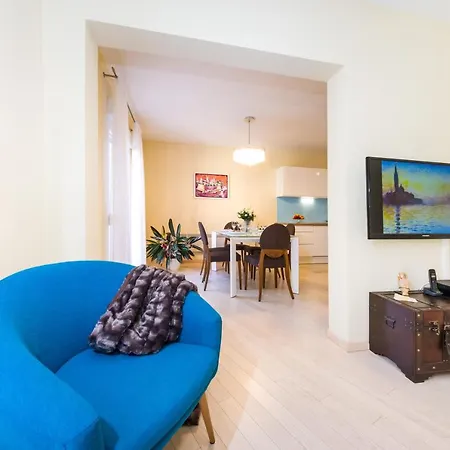 Exclusive Center Апартаменты *